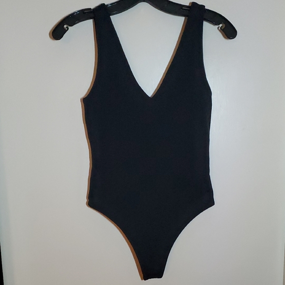 Vuori Bodysuit - Picture 3 of 5